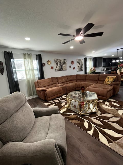 The Perfect Place in Spring Hill House in Florida