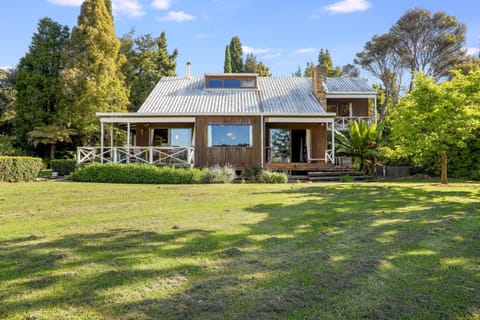 Property building, Natural landscape, Garden, Garden view