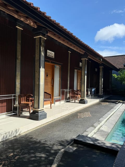 Nyoman Guesthouse Canggu Bed and Breakfast in North Kuta