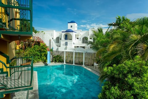 Property building, Swimming pool