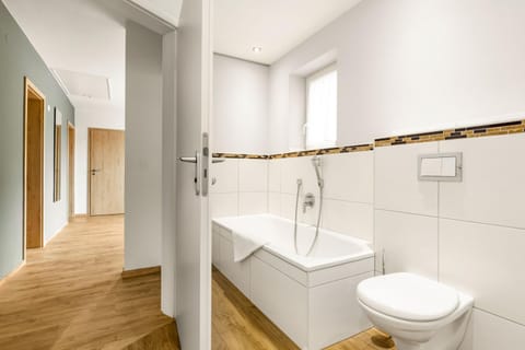 Toilet, Bathroom, Bath