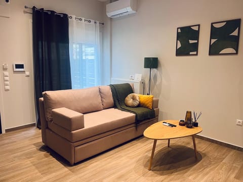 Living room, Seating area, air conditioner