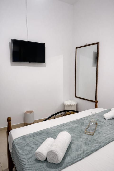 TV and multimedia, Bedroom, towels