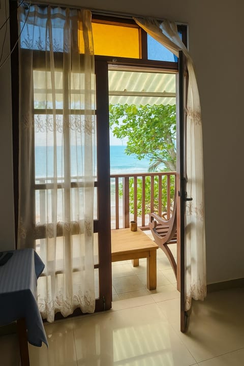 View (from property/room), Balcony/Terrace, Seating area, Sea view