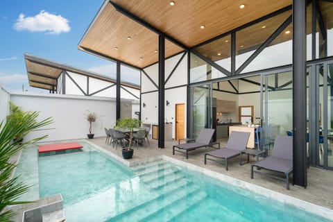 Seating area, Pool view, Swimming pool, sunbed