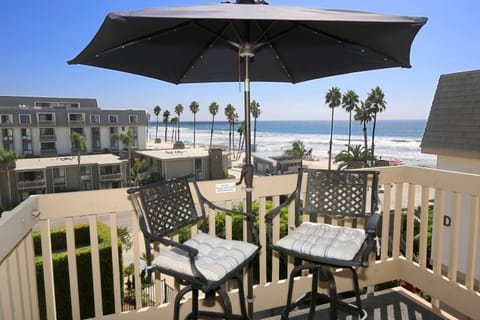 C312 - Pier View Vista House in Oceanside