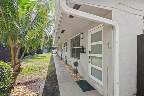 Fully equipped apartment in central Wilton Manors Apartment in Wilton Manors