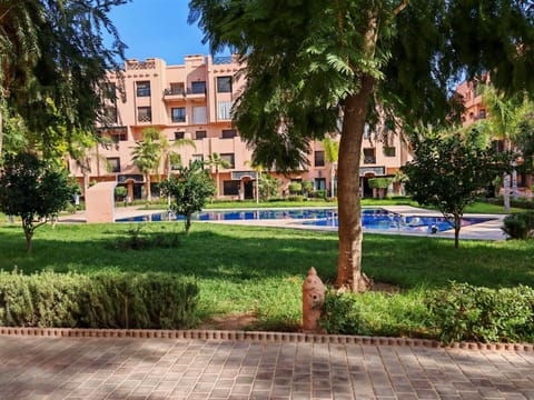 Garden, Swimming pool
