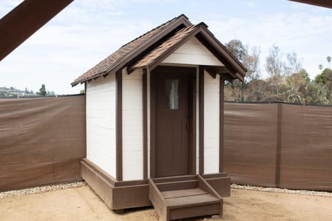 The Vintage La Mesa Tudor House in Casa De Oro-Mount