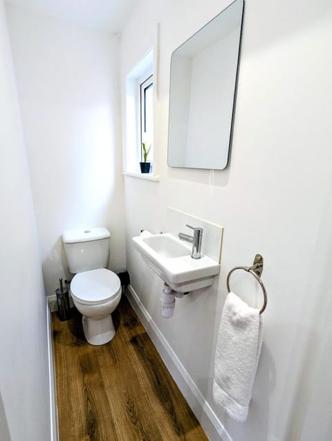 3 bed cosy home Apartment in Crewe