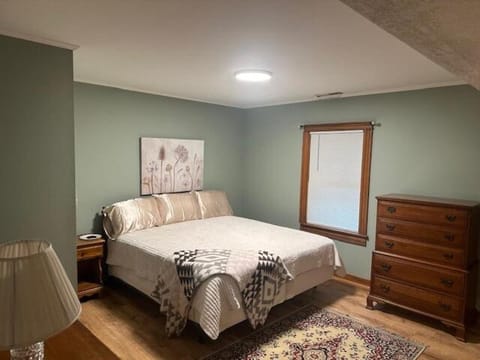 Charming Country Retreat House in Tennessee