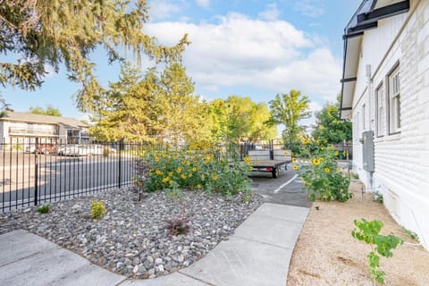 Dusk & Day Spa A Luxe Home & Spa near The River House in Reno