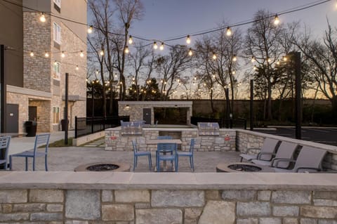 Property building, Patio, Seating area