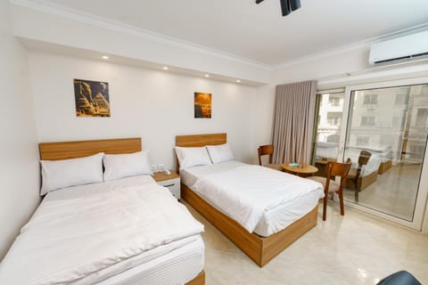 Bed, Photo of the whole room, air conditioner