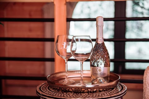 Black Resort Balia Sauna House in Pomeranian Voivodeship