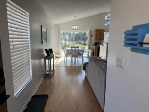 Cozy Family Villa with Private Pool in Southern Dunes House in Haines City