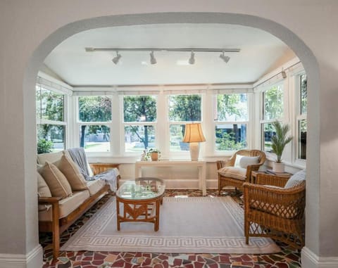 Seating area