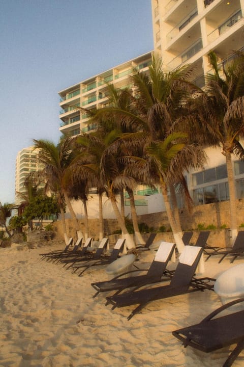 Beach, sunbed