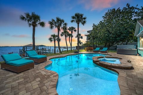Pool view, River view, Swimming pool, Swimming pool