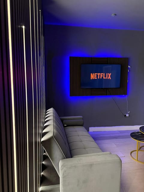 Starlight Nights - Cosy Studio Apartment Apartment in Bradford