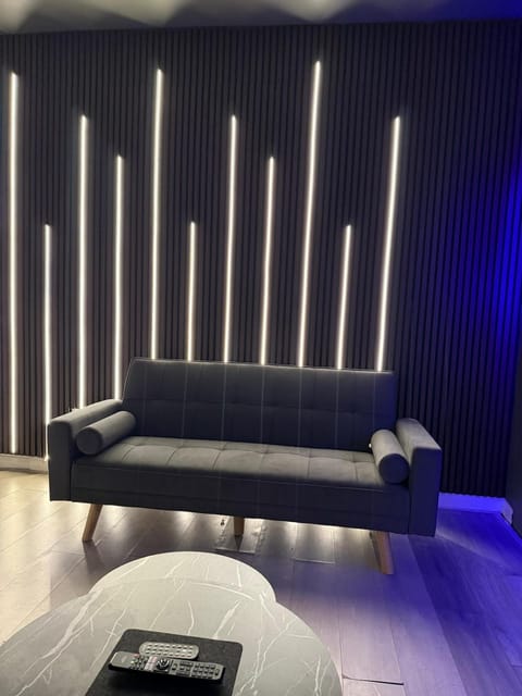 Starlight Nights - Cosy Studio Apartment Apartment in Bradford