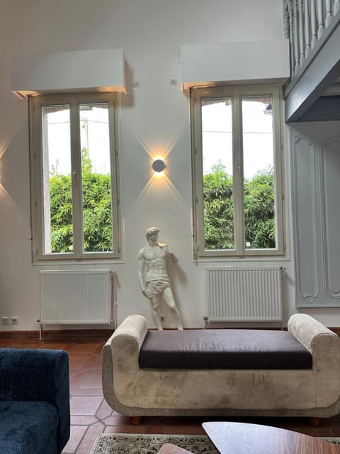 Villa Alexandre III Villa in Dijon