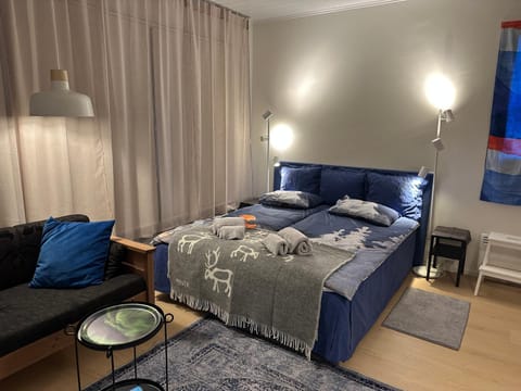 Royal Blue Ivalo Apartment in Lapland