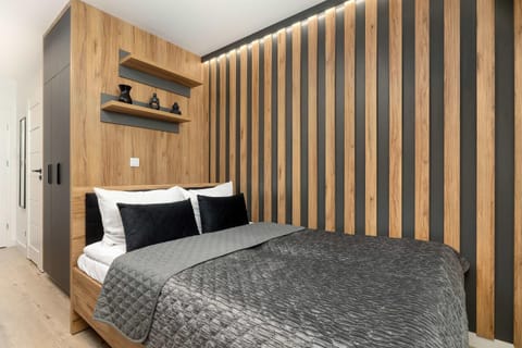 Bed, Kitchen or kitchenette, Photo of the whole room, Bedroom, wardrobe