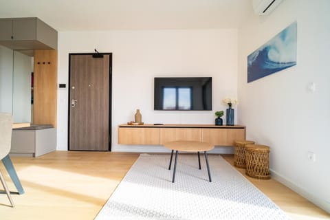 Kitchen or kitchenette, wardrobe