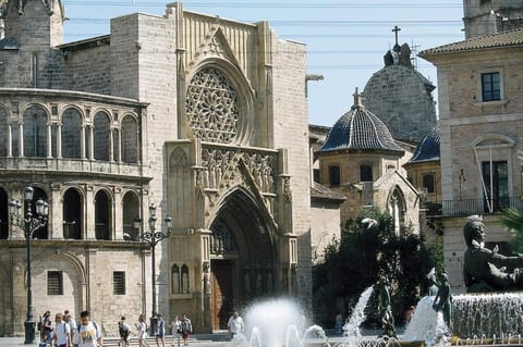 Hotel Catalina Suites Hotel in Valencia