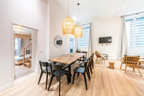 Smartstay Suites Opera Barbara Apartment in Lyon