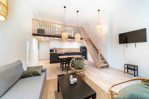 Smartstay Suites Opera Barbara Apartment in Lyon