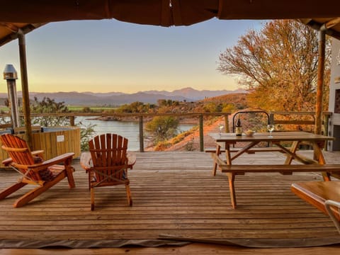 Patio, Natural landscape, Hot Tub, Balcony/Terrace, Mountain view, pet friendly