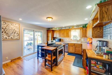 10 Mi to Mad River Mtn Family-Friendly Retreat! House in Ohio