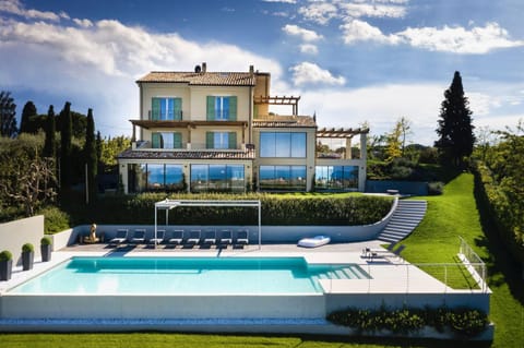 Property building, Spring, Activities, Summer, Balcony/Terrace, Spa and wellness centre/facilities, Other, Food, Area and facilities, Swimming pool