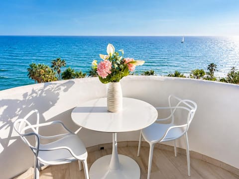 View (from property/room), Balcony/Terrace, Sea view