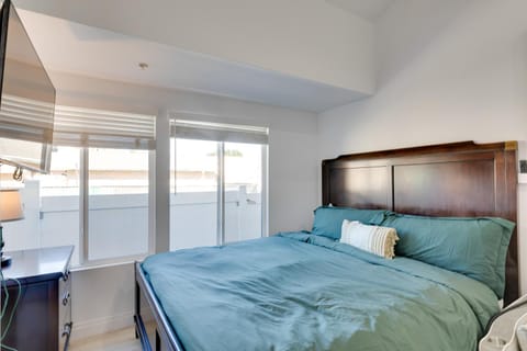 Walk to Main St! Pet-Friendly Alhambra Studio Apartment in Alhambra