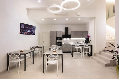 B&B IL MORO Boutique Rooms Bed and Breakfast in Siena