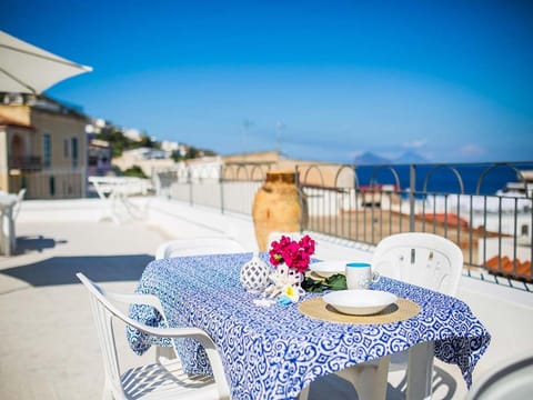 Solarium, View (from property/room), Balcony/Terrace, City view, Sea view