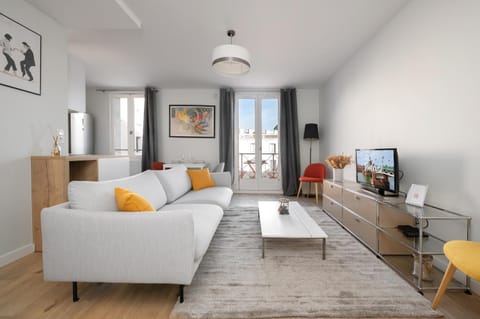 TV and multimedia, Living room, internet