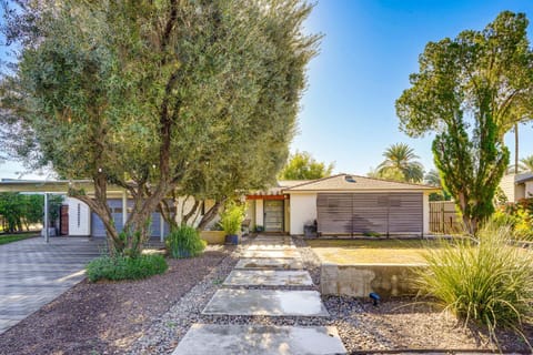 1 Mi to Dtwn and Mill Avenue! Home with Outdoor Oasis House in Tempe