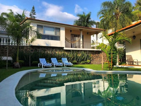 Preciosas villas privadas House in Cuernavaca