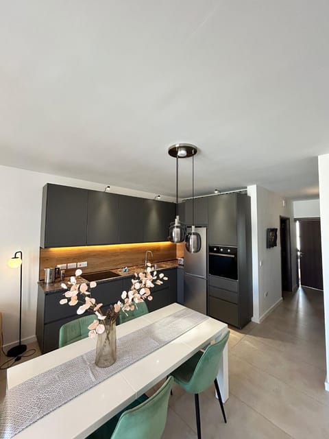 Luxury Private Suite & Room St Julians Central - Shared Apt Bed and Breakfast in Saint Julians