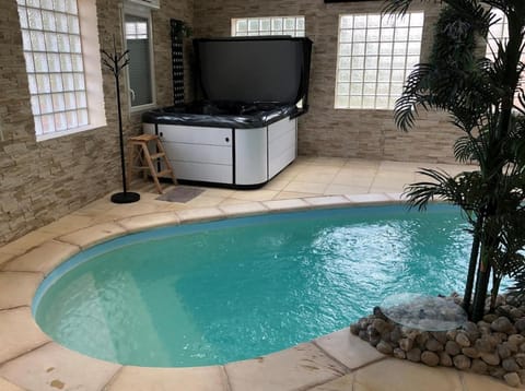 Hot Tub, Hot Tub, Spa and wellness centre/facilities, Swimming pool, Swimming pool