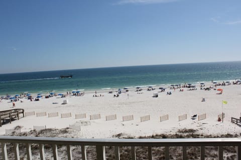 Four Winds 303 by ALBVR - Great Beachfront condo in low density complex! Apartment in Orange Beach
