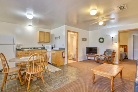 Campground Apt #3 Apartment in Lake Junaluska