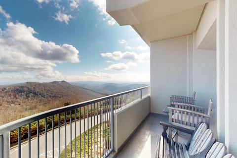 Sugar Top 2212 Apartment in Sugar Mountain