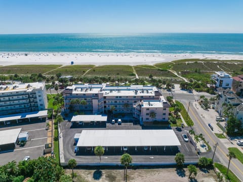 Sunset Royale - 302 Apartment in Siesta Beach