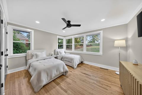 Stylish 3BR Home in Prime Augusta Neighborhood House in Augusta