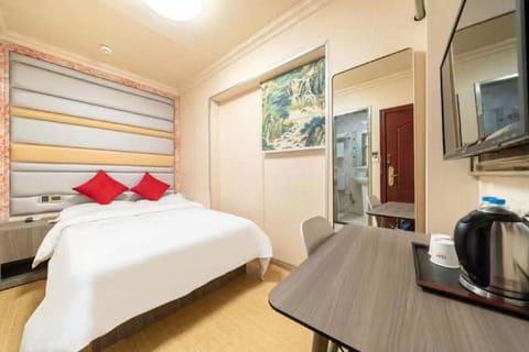 Property building, Bed, TV and multimedia
